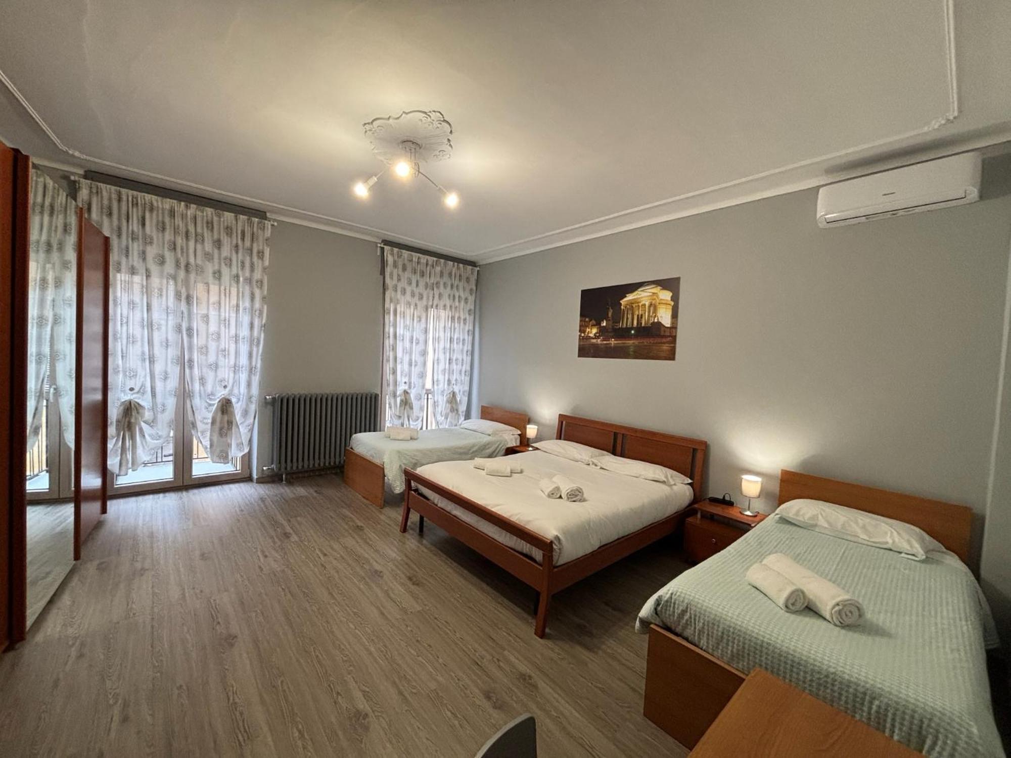 Domus Hotel Caselle Torinese Extérieur photo